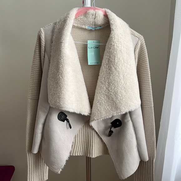 La Cite Acrylic and Wool Knitted Jacket - Picture 1 of 12
